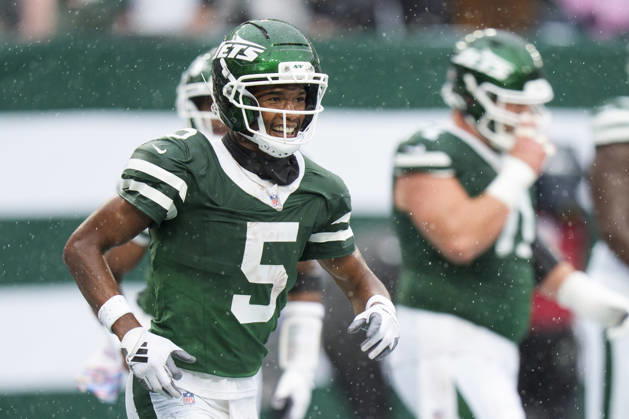 Oct 11, 2026; East Rutherford, NJ, USA; New York Jets wide receiver Garrett Wilson (5) reacts to his touchdown during an NFL, American Football Herren, USA game against the Cleveland Browns at MetLife Stadium. Mandatory Credit: -Cal Media East Rutherford USA - ZUMAc04_ 20261011_zma_c04_038 Copyright: xChrisxSzagolax