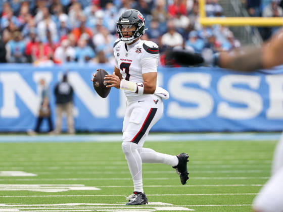 Oct 11, 2026; Nashville, TN, USA; Houston Texans quarterback C.J. Stroud (7) looks for an open receiver during the NFL, American Football Herren, USA regular season game between the Houston Texans and Tennessee Titans at Nissan Stadium. Mandatory Credit: -Cal Media Nashville USA - ZUMAc04_ 20261011_zma_c04_049 Copyright: xStephenxFurstx