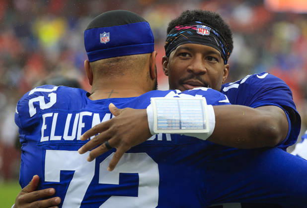 October 11, 2026: New York Giants QB 19 Jameis Winston hugs New York Giants G 72 Jermaine Eluemunor before the Washington Commanders game against the New York Giants at Northwest Stadium in Landover, MD. CSM Landover United States of America - ZUMAc04_ 20261011_zma_c04_127 Copyright: xJustinxCooperx