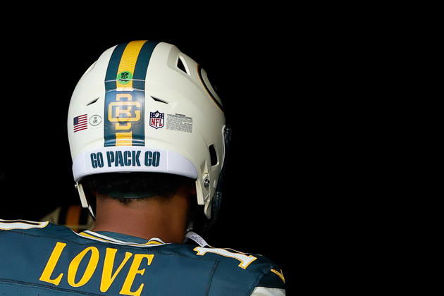 Oct 11, 2026; Green Bay, WI, USA; Green Bay Packers quarterback Jordan Love (10) in the alternate uniform against the Chicago Bears at Lambeau Field. Mandatory Credit: -Cal Media Green Bay USA - ZUMAc04_ 20261011_zma_c04_279 Copyright: xDarrenxLeex