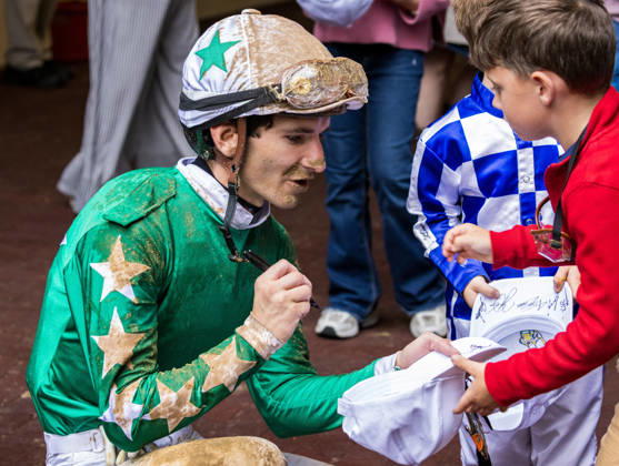 HORSE RACING 2026: Franklin Stakes Day Keeneland OCT 11 October 11, 2026, Lexington, Ky, USA: Jockey Luan Machado with a group of young fans on Franklin Stakes Day on October 11, 2026. Candice Chavez Eclipse Sportswire CSM(Credit Image: Â {Serial Cal Media) Lexington Ky USA EDITORIAL USE ONLY Copyright: xx ZUMA-20261011_faf_cs17_026.jpg {Serialx csmphotothree533793