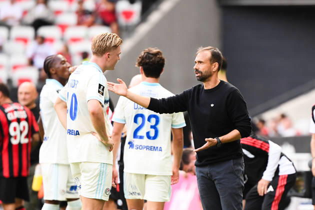 OGC Nice v RC Strasbourg Alsace - Ligue 1 McDonald s 2026 2027 Hugo OLIVEIRA Head Coach of RC Strasbourg and Conrad HARDER of Strasbourg during Ligue 1 McDonald s match between Nice and Strasbourg at Allianz Riviera Stadium on October 11, 2026 in Nice, France. Nice France Copyright: xIconxSportx 776573383