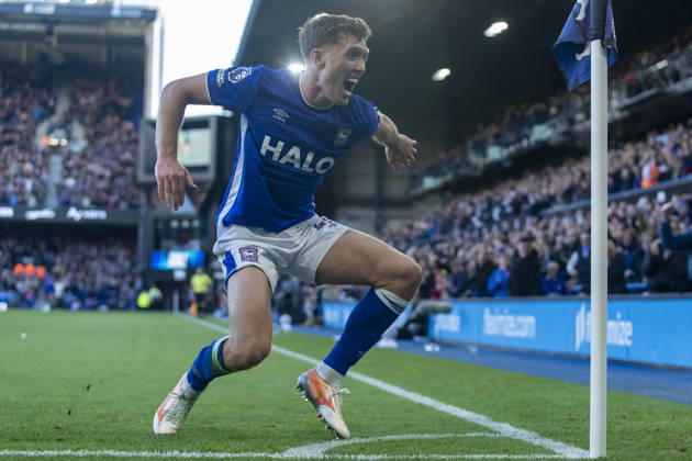 IPSWICH, ENGLAND - OCTOBER 10: Dara O Shea of Ipswich Town celebrates scoring his team s second goal during the Premier League 2026 27 match between Ipswich Town and Fulham at Portman Road on October 10, 2026 in Ipswich, England. Copyright: xMBxMediax