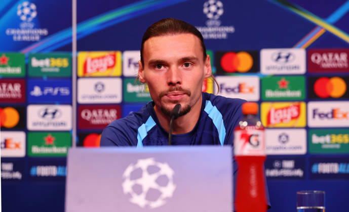 RB Leipzig Champions League Press Conference, Leipzig, October 12, 2026, RB Academy, UEFA Champions League, RB Leipzig press conference on the day before the RB Leipzig vs. PSV Eindhoven match, Pictured: Goalkeeper Maarten Vandevoordt, 26, RB Leipzig, Picture Point