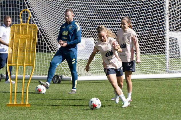 October 12, 2026, Chester, Pennsylvania, United States: SpainÃ¢â‚¬â ¢s national team, Nationalteam ¢â‚¬â ¢s players in action during training before SpainÃ¢â‚¬â ¢s match against the US WomenÃ¢â‚¬â ¢s national team at Subaru Park in Chester PA Chester United States - ZUMArf1_ 20261012_zaf_rf1_022 Copyright: xRickyxFitchettx