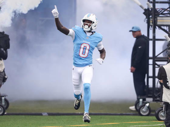 Oct 11, 2026; Nashville, TN, USA; Tennessee Titans wide receiver Calvin Ridley (0) runs onto the field prior to the NFL, American Football Herren, USA regular season game between the Houston Texans and Tennessee Titans at Nissan Stadium. Mandatory Credit: -Cal Media Nashville USA - ZUMAc04_ 20261011_zma_c04_344 Copyright: xStephenxFurstx