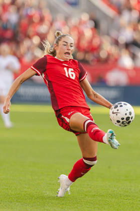 Janine Sonis of Canada controls the ball during the Women’s International Friendly, Länderspiel, Nationalmannschaft match between Canada and Denmark on October 12th, 2026 in BMO Field, Toronto, Ontario, Canada Copyright: xCurtisxWongx xSPPx Sportspressphoto_SPR253855