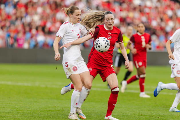 Gabrielle Carle of Canada challenges Sara Thrige of Denmark during the Women’s International Friendly, Länderspiel, Nationalmannschaft match between Canada and Denmark on October 12th, 2026 in BMO Field, Toronto, Ontario, Canada Copyright: xCurtisxWongx xSPPx Sportspressphoto_SPR254038