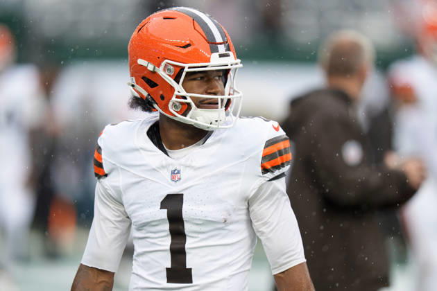 Oct 11, 2026; East Rutherford, NJ, USA; Cleveland Browns wide receiver KC Concepcion Jr. (1) looks on prior to an NFL, American Football Herren, USA game against the New York Jets at MetLife Stadium. Mandatory Credit: -Cal Media East Rutherford USA - ZUMAc04_ 20261011_zma_c04_364 Copyright: xChrisxSzagolax