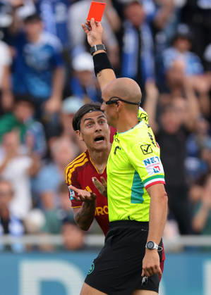 Como 1907 v AS Roma - Serie A - Season 2026-2027 Como, Italy, 11th October 2026. Paulo Dybala of AS Roma appeals to the Referee Michael Fabbri as he shows a red card to Donyell Malen of AS Roma for a foul on Kaiki Bruno Da Silva of Como 1907 during the Como 1907 vs AS Roma Serie A match at Stadio Giuseppe Sinigaglia, Como. Picture credit should read: Jonathan Moscrop Como Stadio Giuseppe Sinigaglia Italy