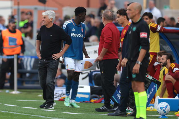Como 1907 v AS Roma - Serie A - Season 2026-2027 Como, Italy, 11th October 2026. Gian Piero Gasperini Head Coach of AS Roma looks on as Assane Diao of Como 1907 reacts towards the Roma bench after being substituted during the Como 1907 vs AS Roma Serie A match at Stadio Giuseppe Sinigaglia, Como. Picture credit should read: Jonathan Moscrop Como Stadio Giuseppe Sinigaglia Italy