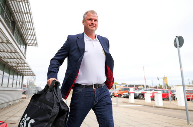 October 13, 2026, Stuttgart, Soccer, UEFA Champions League, 2026–2027 season, VfB Stuttgart flies to Bratislava, departure, Fabian Wohlgemuth