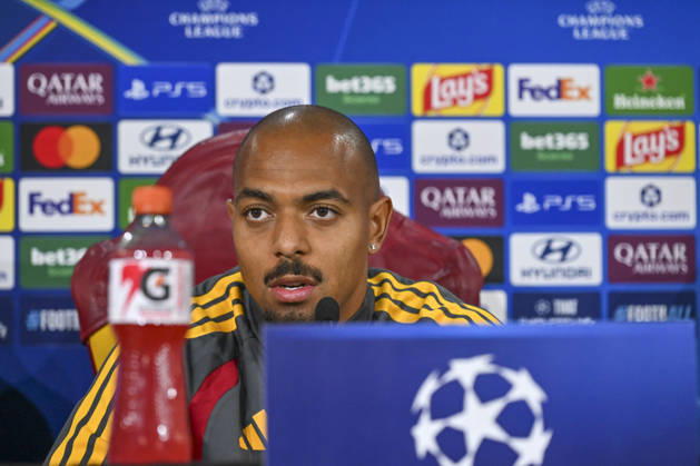 IPA89631954 - Donyell Malen of Roma during the 2026-2027 UEFA Champions League match between AS Roma and Real Madrid, at the press conference, PK, Pressekonferenz and pre-match training session at the Trigoria Training Center on October 13, 2026, in Rome, Rome. during the AS Roma press conference for the UEFA Champions League soccer match in Rome, Italy, on October 13, 2026  Copyright: xRobertoxRamaccia IPAxSportx xx IPA89631954