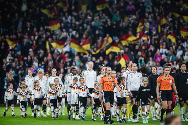 International Match: Germany vs. Japan, October 13, 2026; Germany s women s national soccer team plays an international match against Japan on October 13, 2026, at the Weserstadion, Bremen. DFB regulations prohibit any use of photographs as image sequences and or quasi-video. Copyright: xBEAUTIFULxSPORTS Tonhäuserx
