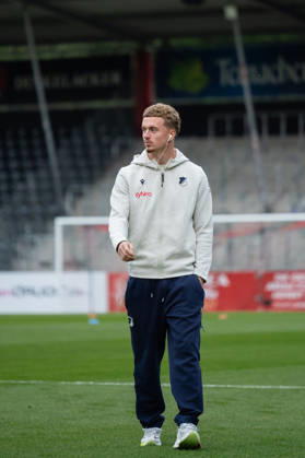 October 13, 2026, xjyhynx, Soccer 3rd Division, VfB Stuttgart U23 vs. TSG Hoffenheim II, from left: Alex Honajzer, 23, TSG Hoffenheim II during the pre-game field inspection in Aspach