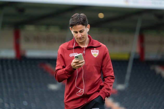 October 13, 2026, xjyhynx, Soccer 3rd Division, VfB Stuttgart U23 vs. TSG Hoffenheim II, from left: Nicolas Sessa 10, VfB Stuttgart II during the field inspection in Aspach