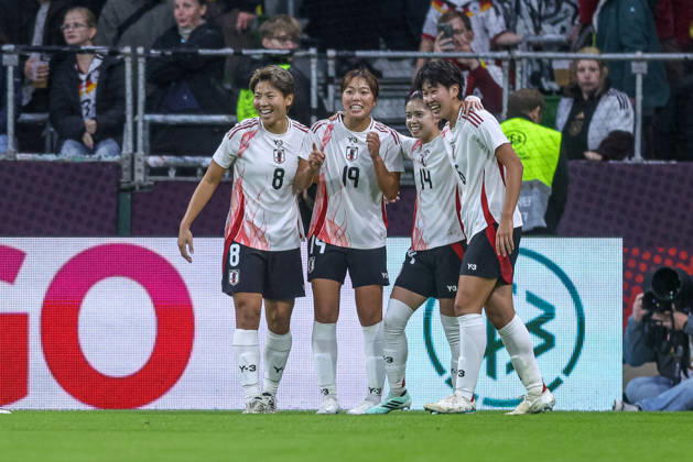 GER, Bremen, Germany vs. Japan, Soccer, FIFA, UEFA, 2026–2027 Season, Weserstadion, Friendly Match: Pictured from left, Momoko Tanikawa, Japan Women’s U-19, 0–1, goal, celebration and joy, emotions. DFB and DFL regulations prohibit any use of photographs as image sequences and or quasi-video. October 13, 2026 Copyright: HMBxMedia HendrikxHamelau