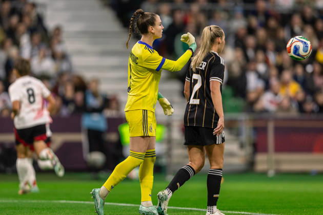 Soccer I Women s I 2026–2027 Season I Friendly Match I Germany vs. Japan I October 13, 2026 Ena Mahmutovic 1, Germany kicks the ball back after conceding a goal and looks frustrated at the Weserstadion in Bremen, Germany Copyright: xLobeca CedricxSiefkerx