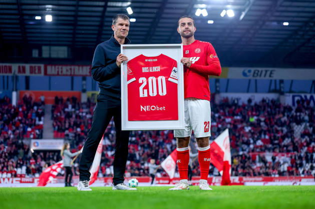 October 13, 2026, Soccer, 3rd Division, Rot Weiss Essen vs. SC Fortuna Köln, Hafenstraße Stadium, Matchday 9, 2026–27 Season; Marcus Steegmann, Director of Professional Soccer at RWE (ms), at the ceremony honoring Jose Enrique Rios Alonso (RWE 23) before the game to mark Alonso’s 200th match. DFB regulations prohibit any use of photographs as image sequences and or quasi-video. North Rhine-Westphalia, Germany