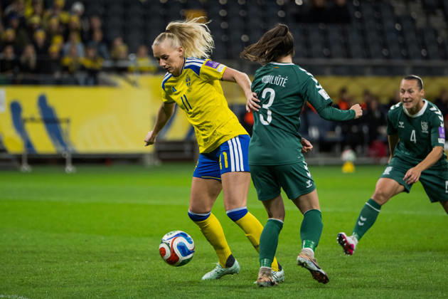 October 13, 2026: Stina Blackstenius of Sweden and Laura Kubiliute of Lithuania during the FIFA Women’s World Cup qualifying playoff soccer match between Sweden and Lithuania on October 13, 2026 in Stockholm. Photo by Jesper Zerman, BILDBYRÅN, code JZ JZ0769. soccer, football, World Cup qualifier, FIFA Women’s World Cup qualifier, Sweden, Lithuania, women’s soccer, BBENG, Lithuania  Copyright: JESPERxZERMAN BB261013JZ031