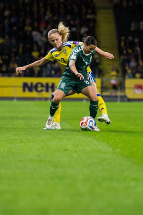 October 13, 2026: Matilda Vinberg of Sweden and Tereza Romanovskaja of Lithuania during the FIFA Women’s World Cup qualifying playoff soccer match between Sweden and Lithuania on October 13, 2026 in Stockholm. Photo by Emma Wallskog, BILDBYRÅN, code EW JZ0769. soccer, football, World Cup qualifier, FIFA Women’s World Cup qualifier, Sweden, Lithuania, women’s soccer, BBENG, Lithuania  Copyright: EMMAxWALLSKOG BB261013EW027