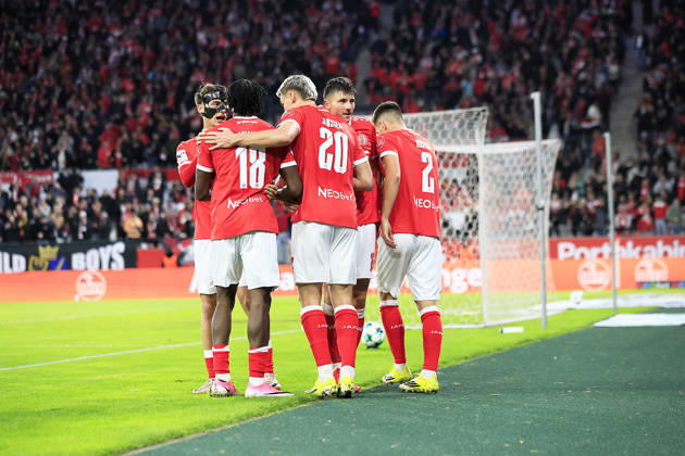 Soccer, 3rd Division, Matchday 09: Rot-Weiss Essen vs. Fortuna Köln on October 13, 2026, at the Stadion an der Hafenstraße in Essen. Goal celebration by Rot-Weiss Essen s Marek Janssen. Rot-Weiss Essen