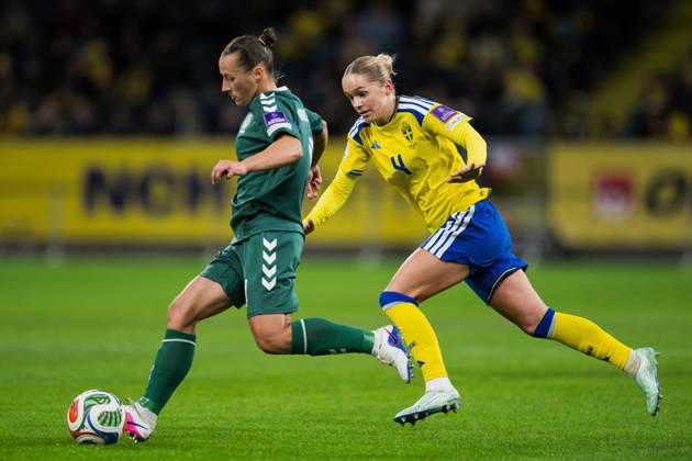 October 13, 2026: Algimante Mikutaite of Lithuania and Hanna Lundkvist of Sweden during the FIFA Women’s World Cup qualifying playoff soccer match between Sweden and Lithuania on October 13, 2026 in Stockholm. Photo by Jesper Zerman, BILDBYRÅN, code JZ JZ0769. soccer, football, World Cup qualifier, FIFA Women’s World Cup qualifier, Sweden, Lithuania, women’s soccer, BBENG, Lithuania  Copyright: JESPERxZERMAN BB261013JZ059