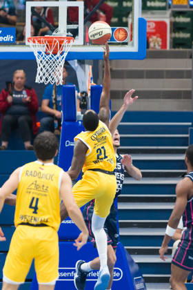 Vuk Radojicic (MBC), 4, Kris Clyburn (MBC), 21, Milos Dugalic (Bristol), 25, Syntainics (MBC) vs. Bristol Flyers, European North Basketball League (ENBL), July 27, 2026, Germany, United Kingdom, October 13, 2026, Weissenfels Stadthalle, Saxony-Anhalt, Germany