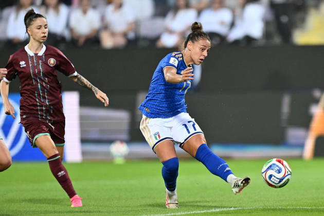 SOCCER - FIFA World Cup, WM, Weltmeisterschaft, Fussball - 2027 Women s European Qualifiers Playoffs - Italy vs. Belarus Photo by IPA ABACAPRESS.COM89641334 - Yuliya Slesarchik of Belarus and Lisa Boattin of Italy are in action during the second leg of the first round of the FIFA Women s World Cup 2027 European Qualifiers Playoffs between Italy and Belarus at Artemio Franchi Stadium on October 13, 2026, in Florence, Italy. Florence Italy  Copyright: xIPAxSport ABACAx