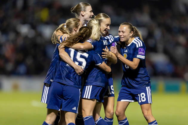 Scotland Women v Czech Republic Women, FIFA Women s World UEFA Cup, Play Off Semi Final GOAL! 1-1 Lauren Davidson of Scotland equalises and celebrates with team mates during the FIFA Women s World UEFA Cup Qualifying 1st round 2nd leg Semi Final Play Off. Scotland vs Czechia, Marbill Coaches Stadium, Paisley, Renfrewshire, Scotland, 13 October 2026 Paisley Marbill Coaches Stadium Renfrewshire Scotland Editorial use only , Copyright: xColinxPoultneyx PSI-25000-0022