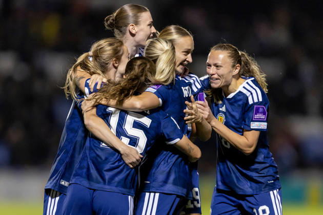 Scotland Women v Czech Republic Women, FIFA Women s World UEFA Cup, Play Off Semi Final GOAL! 1-1 Lauren Davidson of Scotland equalises and celebrates with team mates during the FIFA Women s World UEFA Cup Qualifying 1st round 2nd leg Semi Final Play Off. Scotland vs Czechia, Marbill Coaches Stadium, Paisley, Renfrewshire, Scotland, 13 October 2026 Paisley Marbill Coaches Stadium Renfrewshire Scotland Editorial use only , Copyright: xColinxPoultneyx PSI-25000-0023
