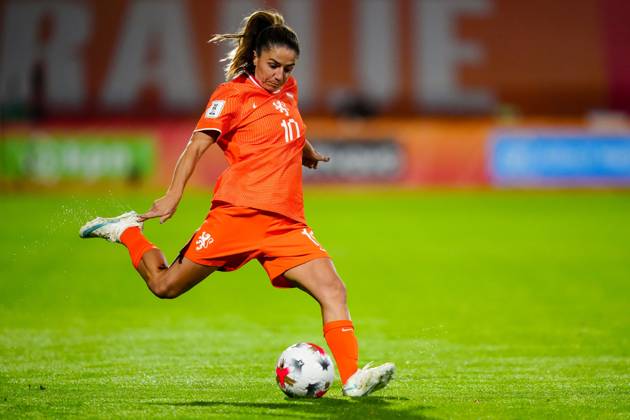 TILBURG , 13-10-2026 , Koning Willem II Stadium , season 2026 2027 , UEFA World Cup Qualification play-offs football , match between The Netherlands and Hungary (women) , picture shows Netherlands player Danielle van de Donk Netherlands - Hungary (women)  x208295467x Copyright: