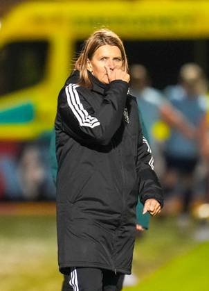 Scotland Women Head Coach Melissa Andreatta Scotland Women v Czechia, Women s European World Cup Qualifier, Football, The Marbill Coaches Stadium, Paisley, Scotland, UK - 13 Oct 2026Paisley The Marbill Coaches Stadium Scotland United Kingdom  Copyright: xStuartxWallace Shutterstockx 17214114as
