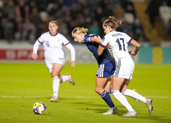 Lauren Davidson of Scotland and Barbora Polcarova of Czechia Scotland Women v Czechia, Women s European World Cup Qualifier, Football, The Marbill Coaches Stadium, Paisley, Scotland, UK - 13 Oct 2026Paisley The Marbill Coaches Stadium Scotland United Kingdom  Copyright: xStuartxWallace Shutterstockx 17214114bg