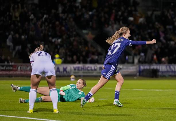 Christy Grimshaw of Scotland scores to give Scotland a 3-2 (Agg. 5-2). Scotland Women v Czechia, Women s European World Cup Qualifier, Football, The Marbill Coaches Stadium, Paisley, Scotland, UK - 13 Oct 2026Paisley The Marbill Coaches Stadium Scotland United Kingdom  Copyright: xStuartxWallace Shutterstockx 17214114br