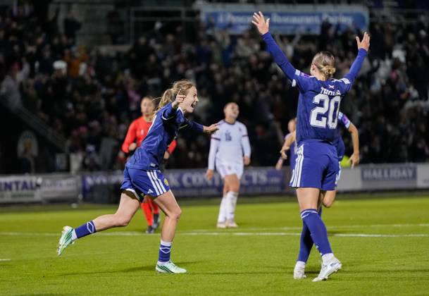 Christy Grimshaw of Scotland celebrates scoring to give Scotland a 3-2 (Agg. 5-2). Scotland Women v Czechia, Women s European World Cup Qualifier, Football, The Marbill Coaches Stadium, Paisley, Scotland, UK - 13 Oct 2026Paisley The Marbill Coaches Stadium Scotland United Kingdom  Copyright: xStuartxWallace Shutterstockx 17214114bs