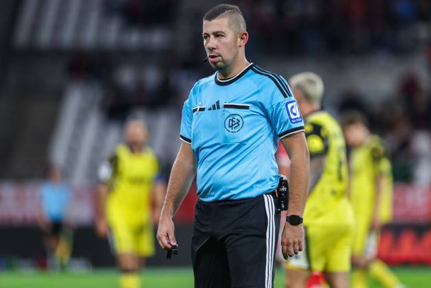 Soccer, 3rd Division, Matchday 9: Rot Weiss Essen vs. Fortuna Köln on October 13, 2026, at the Stadion an der Hafenstraße in Essen. Referee: Niclas Rose Satow. DFB regulations prohibit any use of photographs as image sequences and or quasi-video. xJRx
