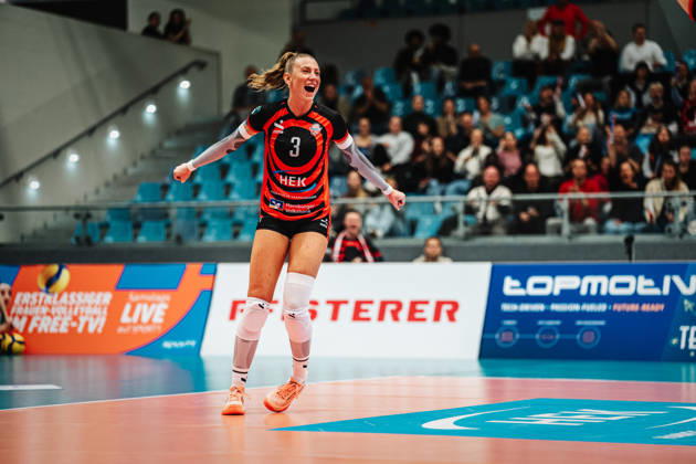 Women s Volleyball, 2026–2027 Season, DEKRA 1 Volleyball Bundesliga, ETV Hamburger Volksbank Volleys vs. Schwarz Weiß Erfurt, October 13, 2026, Lina Köster 3, ETV Hamburger Volksbank Volleys celebrate, Hamburg CU Arena, Hamburg, Germany