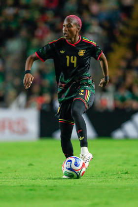 MEXICAN WOMEN S NATIONAL TEAM MEXICO VS. JAMAICA, INTERNATIONAL FRIENDLY, 10 13 2026 QUERÉTARO, MEXICO Action photo of Deneisha Blackwood (No. 14) of Jamaica during an international friendly match at the Estadio Corregidora in Querétaro, Mexico. PHOTO BY IMAGENSHOP AGENCIA FOTOGRAFICA QUERÉTARO, QUERÉTARO, MEXICO Copyright: xLUISxGONZALEZx