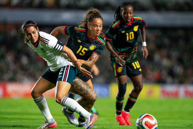 MEXICAN WOMEN S NATIONAL TEAM MEXICO VS. JAMAICA, INTERNATIONAL FRIENDLY, 10 13 2026, QUERÉTARO, MEXICO Action photo of Kenti Robles (L) of Mexico and Natasha Thomas (R) of Jamaica during an international friendly match at the Estadio Corregidora in Querétaro, Mexico. PHOTO BY IMAGENSHOP AGENCIA FOTOGRAFICA QUERÉTARO, QUERÉTARO, MEXICO Copyright: xLUISxGONZALEZx