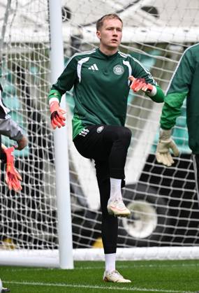 Viljami Sinisalo of Celtic training this morning. Celtic FC Team Training, Football, Celtic Park, Parkhead, Glasgow, Scotland, UK - 14 Oct 2026Glasgow Celtic Park Scotland United Kingdom  Copyright: xMarkxRunnacles Shutterstockx 17214007u