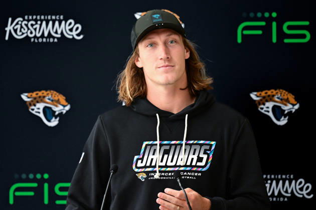 Jacksonville Jaguars, Press and Training Jacksonville Jaguars quarterback Trevor Lawrence (16) during the press conference, PK, Pressekonferenz practise session for Jacksonville Jaguars at the Grove Hotel, Chandler s Cross, UK on 14 October 2026. Chandler s Cross Grove Hotel Hertfordshire UK Editorial use only , Copyright: xDennisxGoodwinx PSI-24998-0108