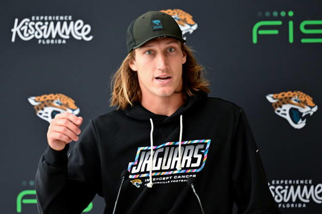 Jacksonville Jaguars, Press and Training Jacksonville Jaguars quarterback Trevor Lawrence (16) during the press conference, PK, Pressekonferenz practise session for Jacksonville Jaguars at the Grove Hotel, Chandler s Cross, UK on 14 October 2026. Chandler s Cross Grove Hotel Hertfordshire UK Editorial use only , Copyright: xDennisxGoodwinx PSI-24998-0111