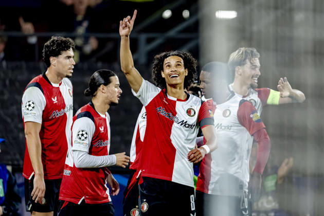 ROTTERDAM: Feyenoord midfielder Gjivai Zechiël scores to tie the game at 1–1 and celebrates the goal during the UEFA Champions League match between Feyenoord and Como at De Kuip on October 14, 2026, in Rotterdam, the Netherlands. Photo by DeFodi Images
