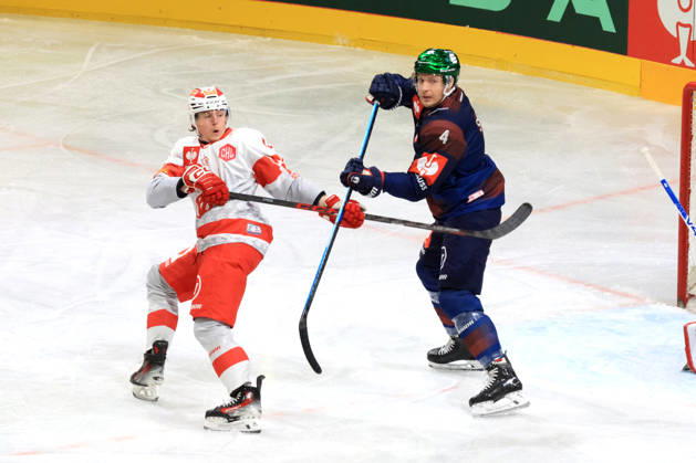 October 14, 2026, DEU, GER, Ice Hockey, Champions League, 2026–27 Season, Berlin, Eisbären Berlin vs. Klagenfurther AC Adam Smith Eisbären Berlin 4, David Waschnig Klagenfurt 19 nordphoto GmbH Engler City Corrugated Iron Palace Federal State Country Copyright: xNordphotox xEnglerx