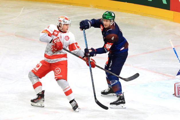 October 14, 2026, DEU, GER, Ice Hockey, Champions League, 2026–27 Season, Berlin, Eisbären Berlin vs. Klagenfurther AC Adam Smith Eisbären Berlin 4, David Waschnig Klagenfurt 19 nordphoto GmbH Engler City Corrugated Iron Palace Federal State Country Copyright: xNordphotox xEnglerx