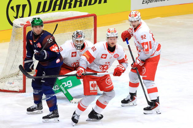 October 14, 2026, DEU, GER, Ice Hockey, Champions League, 2026–27 Season, Berlin, Eisbären Berlin vs. Klagenfurter AC Frederik Tiffels Eisbären Berlin 95, Mareks Mitens Furey Klagenfurth 30, Thimo Nickl Klagenfurth 82, Clemens Unterweger Klagenfurth 92 nordphoto GmbH Engler City Corrugated Iron Palace State Country Copyright: xNordphotox xEnglerx