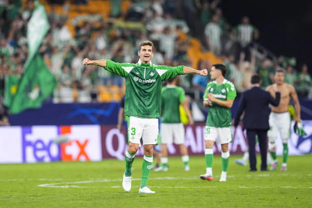 October 14, 2026, Sevilla, Sevilla, Spain: Diego Llorente of Real Betis Balompie celebrates the victory during the UEFA Champions League 2026 27 League Phase MD2 match between Real Betis and FC Porto at La Cartuja stadium on October 14, 2026, in Sevilla, Spain. Real Betis V FC Porto - UEFA Champions League 2026 27 League Phase MD2  - ZUMAa181 20261014_zaa_a181_345 Copyright: xJoaquoÂ­NxCorcherox