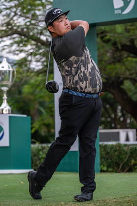 October 15, 2026, Chongqing, Macao Sar, China: Chinas, YANG, Yinong. Opening Round in the Macao Open Golf at Macau Golf & Country Club. Macau Open Golf Round 1  - ZUMAr144 20261015_zap_r144_001 Copyright: xJaynexRussellx