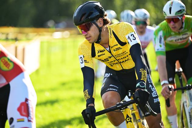 Italy s Federico Ceolin pictured in action during the men elite race of the Kermiscross cyclocross cycling event, on Thursday 15 October 2026, in Ardooie. DAVIDxPINTENS  x189895282x